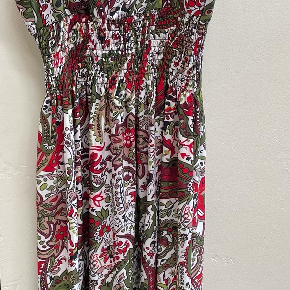 NWT Maxi style dress with built in bra size S - Picture 3 of 3
